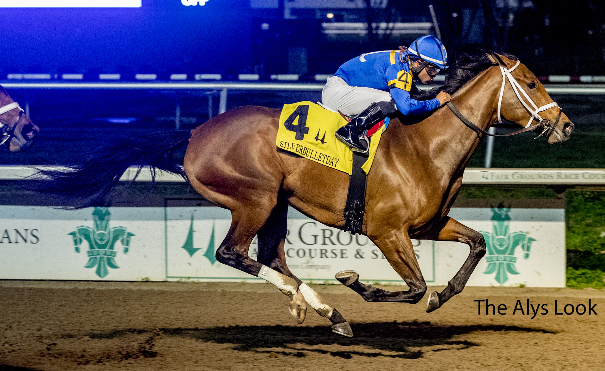 racing image of the alys look